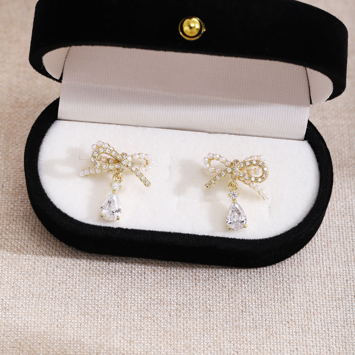 Boucles Oreilles Femme Géométriques Alliage - Diamant Nœud Élégant - SADJÉ