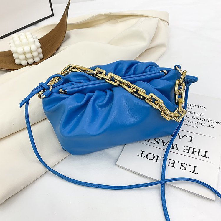 Sac à Main Nuage Peluche – Style Coréen Chaîne Dorée - SADJÉ