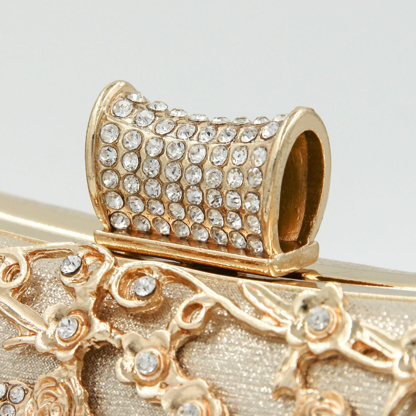 Sac à Main Strass Style Oriental 450g - Chaîne Poignée - SADJÉ