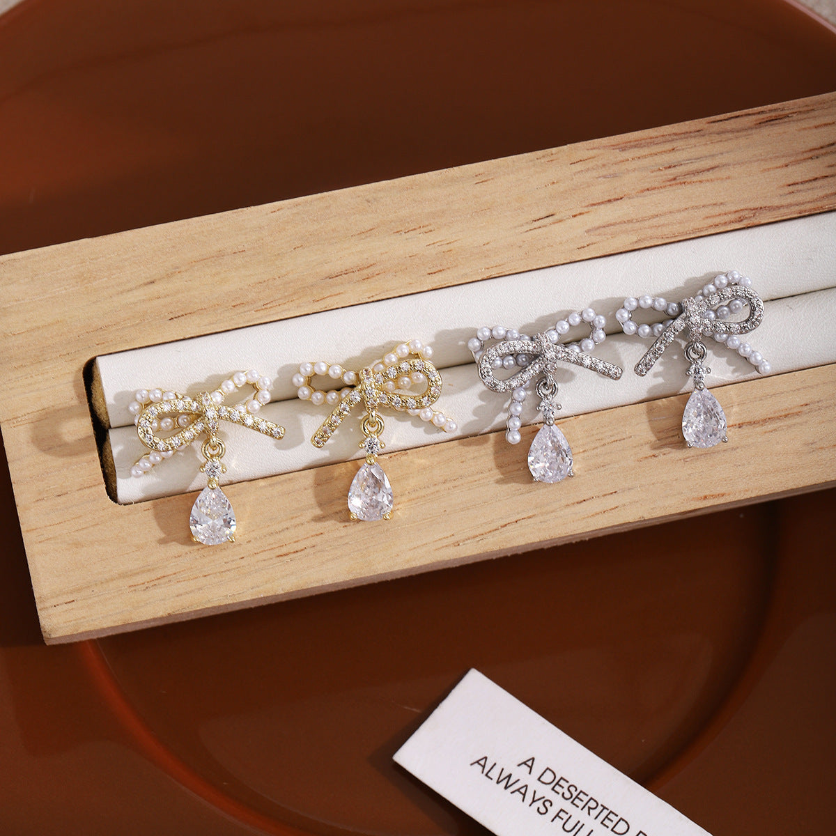 Boucles Oreilles Femme Géométriques Alliage - Diamant Nœud Élégant - SADJÉ