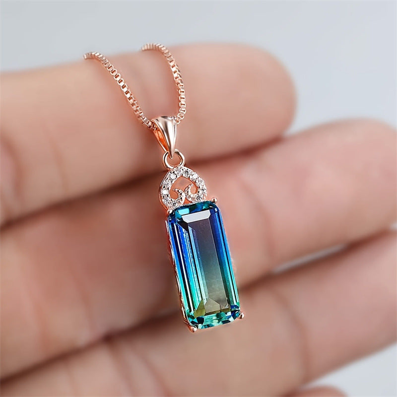 Collier Pendentif Cœur Pierre Carrée 15g - Chaîne Métallique - SADJÉ