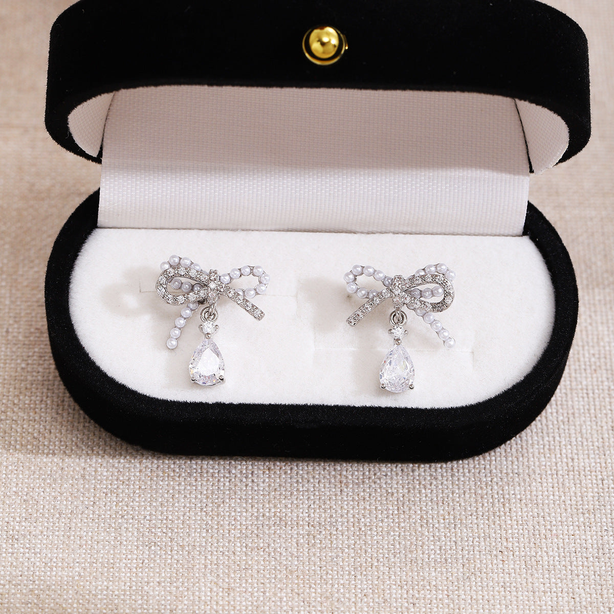 Boucles Oreilles Femme Géométriques Alliage - Diamant Nœud Élégant - SADJÉ
